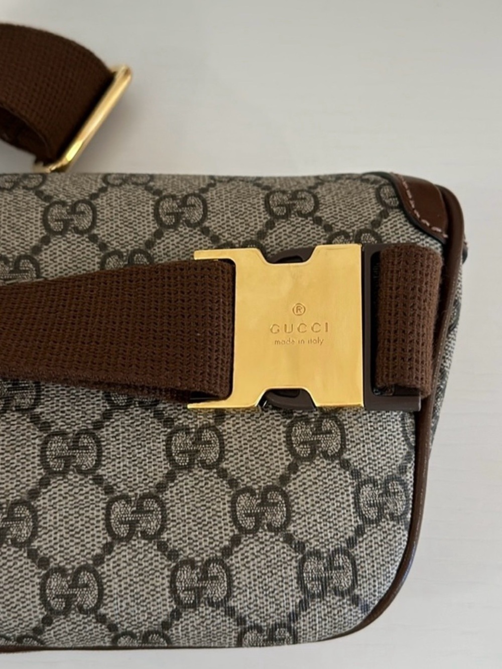 Gucci GG Interlocking Belt Bag - Picture 4 of 6